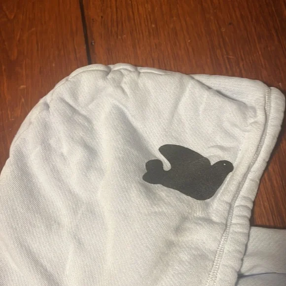 Free City Sweatshirt - Picture 4 of 4